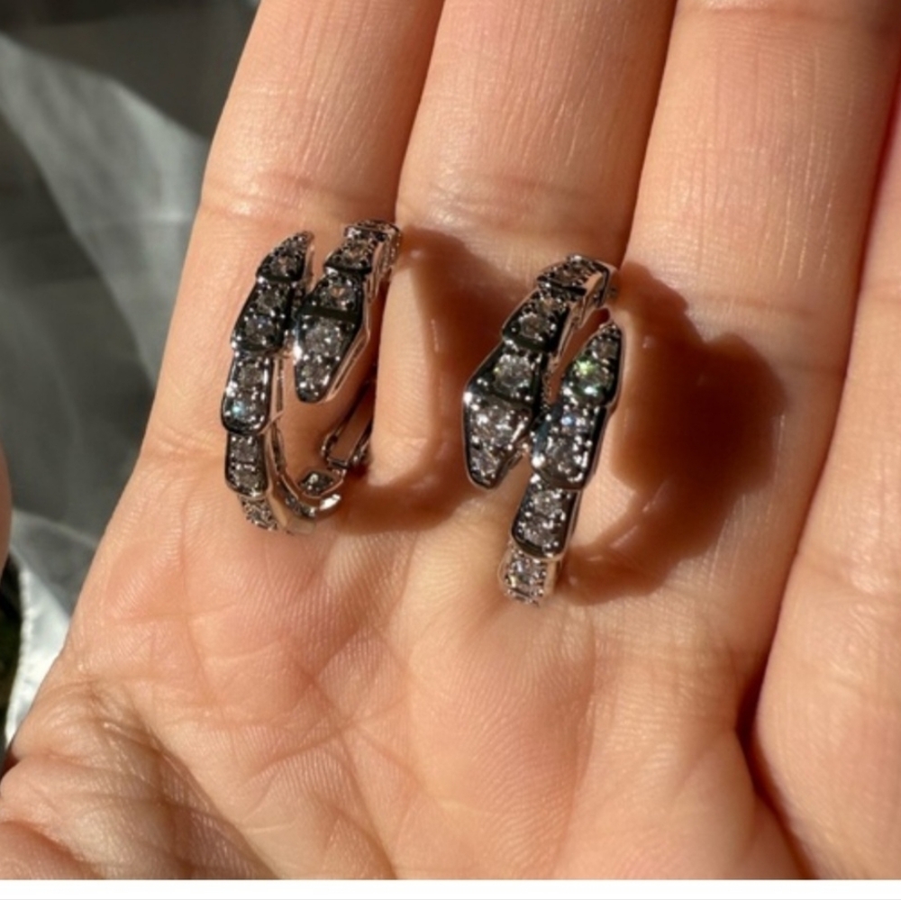 Anthropologie Serpenti Snake Viper Crystal Hoop Earrings – New💎 Bold | Glam | - Picture 2 of 3